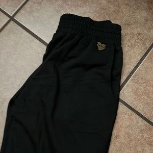 New cute booty jogger